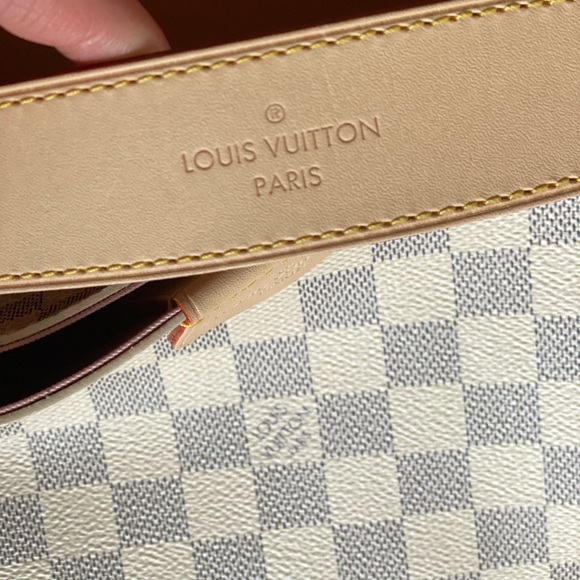 ❌SOLD❌🌸 Louis Vuitton DA Graceful MM 🌸 - Picture 5 of 8